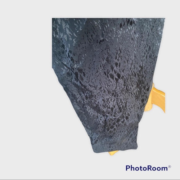 Anthropologie Black Satin Blend Animal Print Cropped Pants - Picture 3 of 5